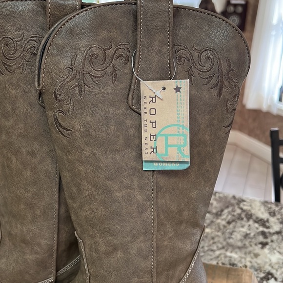 Roper Womens Scrolls And Vines Tan Cowboy, Western Boots Size 6.5 Medium (B, M) - Picture 6 of 11